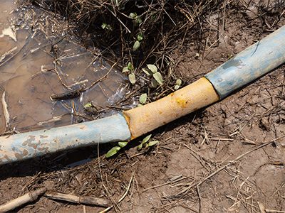 Flexible irrigation pipe