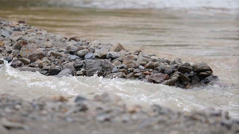 Water running in river