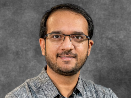 Ali Ajaz Portrait Photo